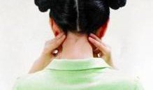 娱乐吃瓜酱做眼保健操,护眼又养生