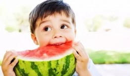 娱乐吃瓜酱自我介绍,揭秘娱乐圈幕后故事，带你领略明星幕后生活